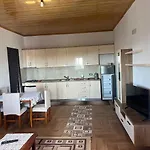 Appartamento Bert-house Close To The Sea Lezhë
