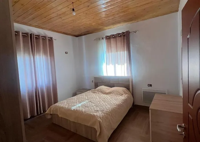 Bert-house Close To The Sea * Lezhë