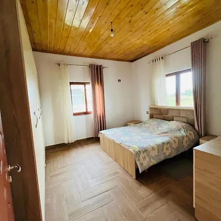 Bert-house Close To The Sea * Lezhë